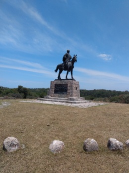 Statue of horse and rider outside Santa Teresa national park